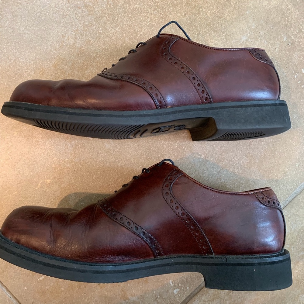 Vibram Men’s Leather Dress Shoes - Picture 3 of 8